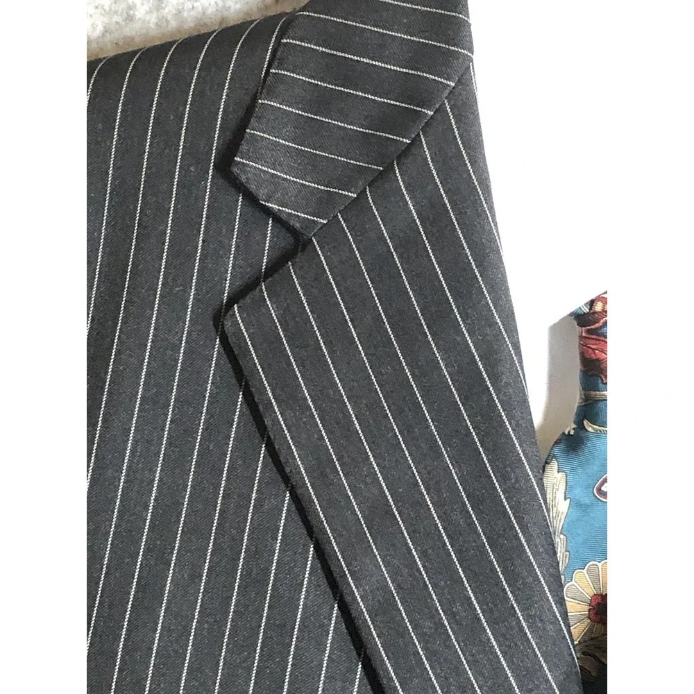Burberry Blazer 40R Black Pinstripe 100% Wool Career Classic‎ Kensington FLAW